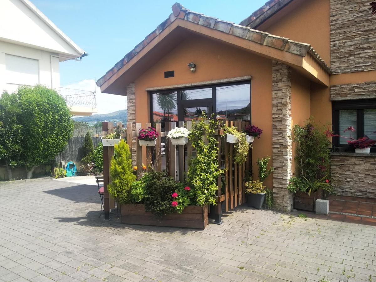 Entrepontes Apartment Tui Exterior photo